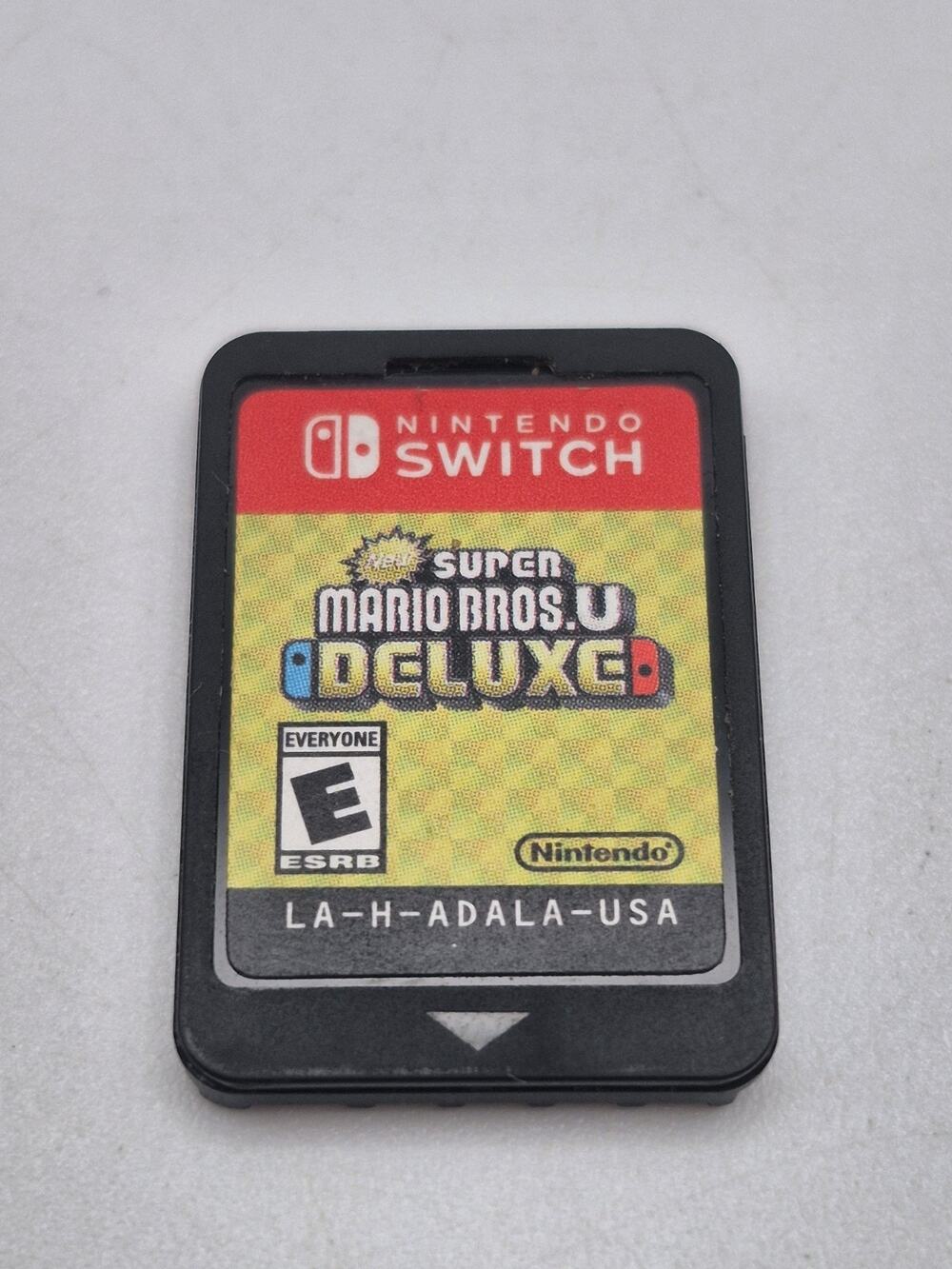 New Super Mario Bros. U Deluxe (Nintendo Switch, 2019) Cartridge Only Tested